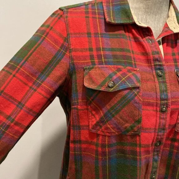Roots red and green plaid button-down shirt Size Medium - Picture 9 of 16